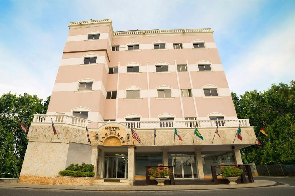 Hotel Los Jardines Santiago De Los Caballeros Luaran gambar